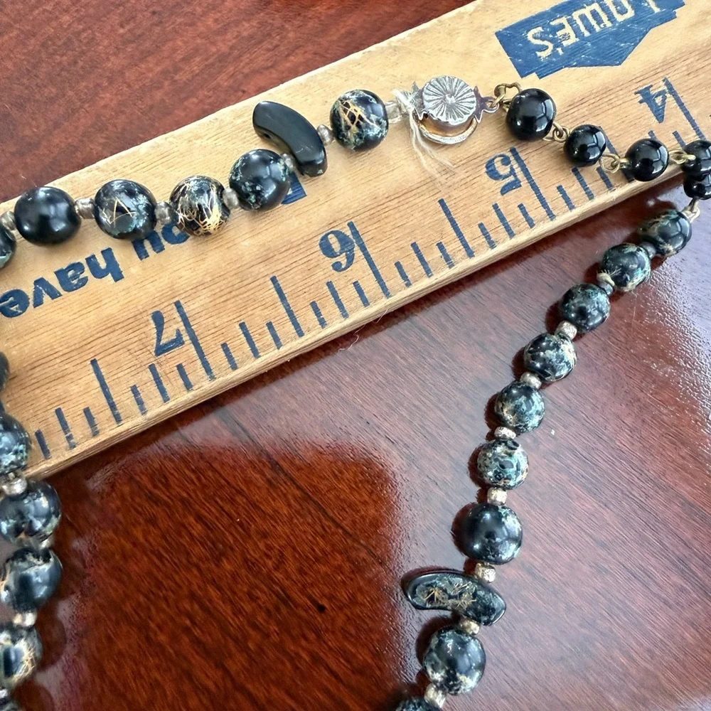 Vintage Black Beads Necklace
